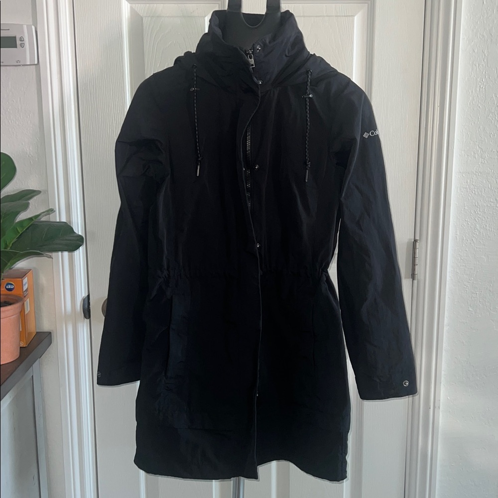 Columbia women’s jacket size S black color